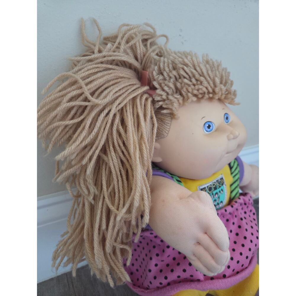 Vintage 1990 Cabbage Patch Kids Doll Class of 1990 Hasbro Soft Body Toy - Picture 4 of 10